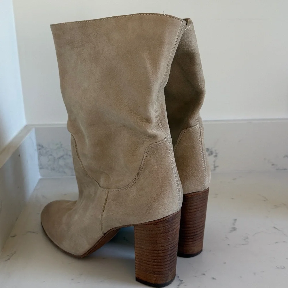 Free People Dakota Block Heel suede slouchy Boots Women’s size 40/ 9 Tan Color